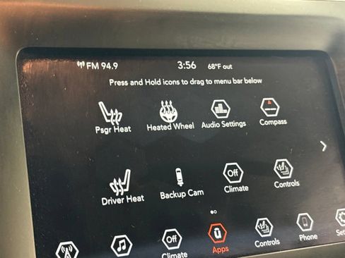 Used 2019 Jeep Cherokee Latitude w/ Cold Weather Group AWD/4WD image 24