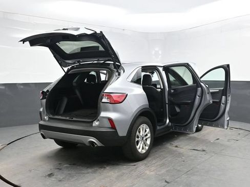 Used 2022 Ford Escape SE FWD image 46