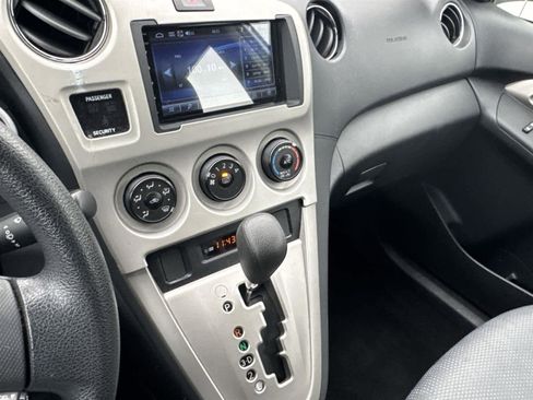 Used 2009 Toyota Matrix image 20