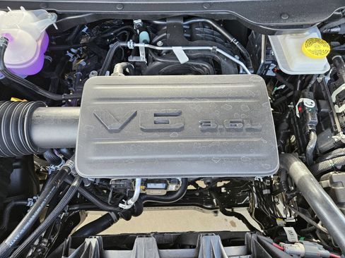 New 2026 RAM 1500 Express image 28