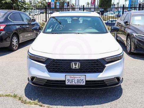 Used 2025 Honda Accord Sport image 4