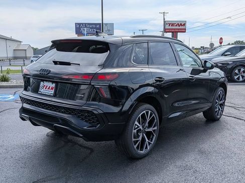 New 2026 Audi Q3 quattro 2.0T AWD/4WD image 5