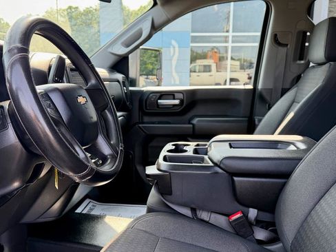 Used 2021 Chevrolet Silverado 2500 W/T w/ WT Convenience Package AWD/4WD image 15