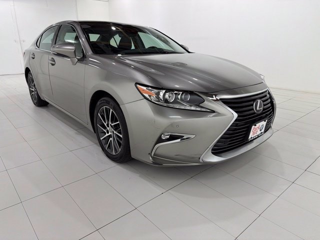 Used 2017 Lexus ES 350 w/ Luxury Package FWD image 7