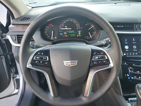 Used 2018 Cadillac XTS Luxury image 49