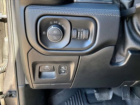 Used 2021 RAM 1500 Limited w/ Night Edition image 32