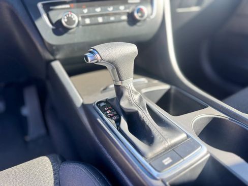 Used 2016 Kia Optima LX FWD image 13