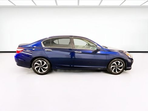 Used 2016 Honda Accord EX image 24