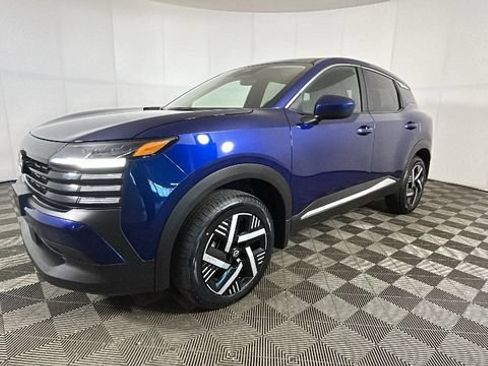 Used 2025 Nissan Kicks SV FWD image 7