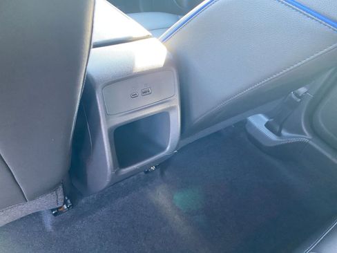 Used 2025 Buick Envista Sport Touring image 24