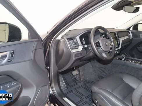 Used 2025 Volvo XC60 B5 Plus image 48