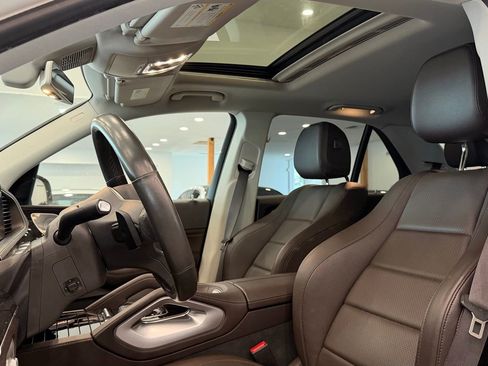 Used 2020 Mercedes-Benz GLE 350 4MATIC w/ Premium Package image 6