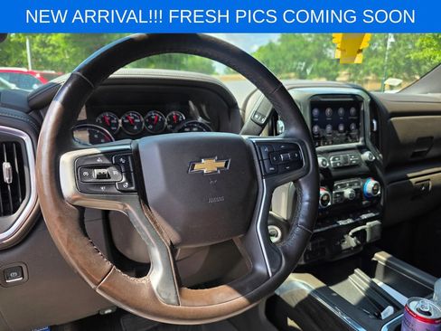 Used 2019 Chevrolet Silverado 1500 LTZ w/ LTZ Premium Package AWD/4WD image 9