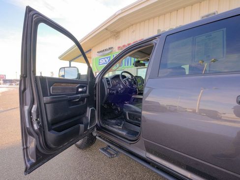 Used 2021 RAM 2500 Laramie image 23