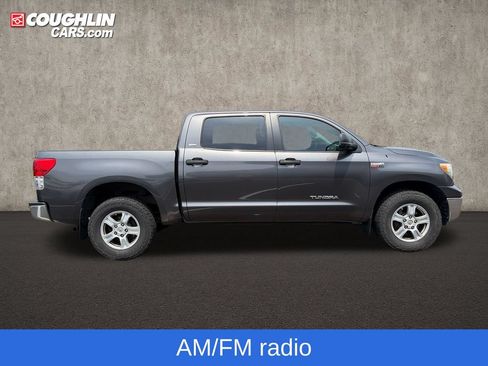 Used 2012 Toyota Tundra 4x4 CrewMax w/ SR5 Pkg image 9