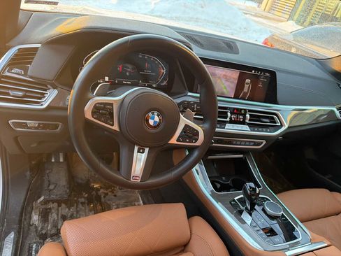 Used 2023 BMW X5 xDrive40i w/ M Sport Package image 14