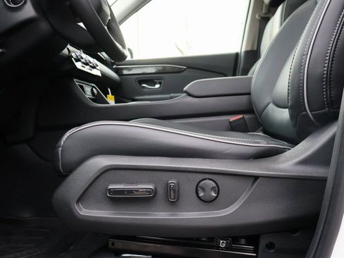 Certified 2025 Honda Pilot Elite image 34