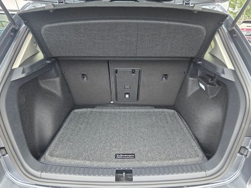 New 2025 Volkswagen Taos SEL image 14