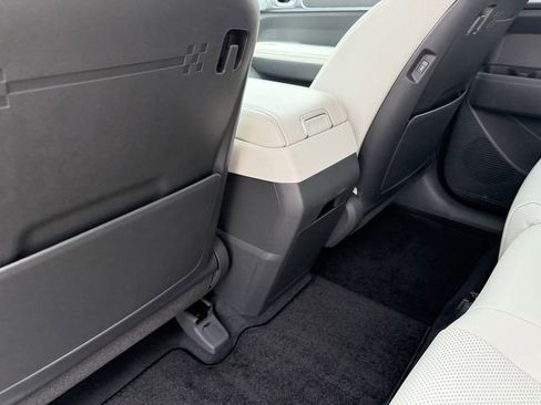 Used 2025 Hyundai Santa Fe SEL image 17