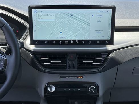 Used 2025 Ford Escape SE FWD image 16