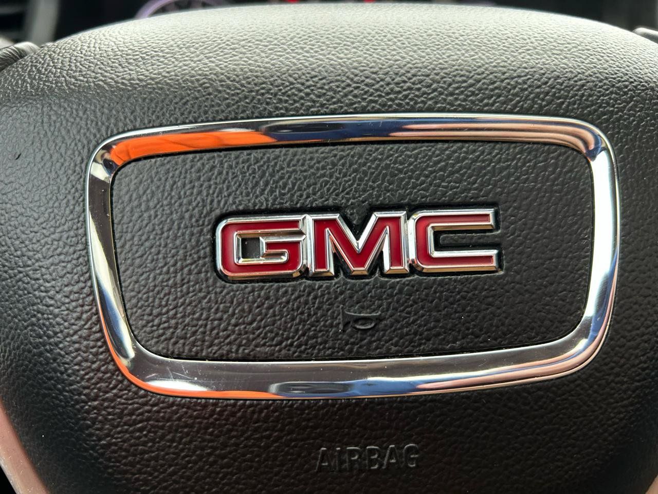 Used 2017 GMC Acadia SLT AWD/4WD image 20