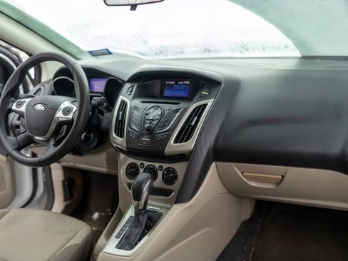 Used 2013 Ford Focus SE image 28