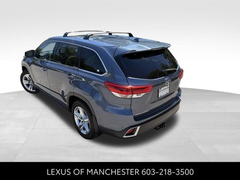 Used 2019 Toyota Highlander Limited AWD/4WD image 4