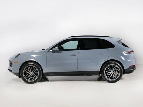 Certified 2026 Porsche Cayenne AWD/4WD image 2