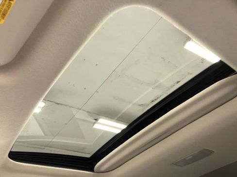 Used 2023 Toyota Corolla Cross XLE w/ Convenience Package image 23