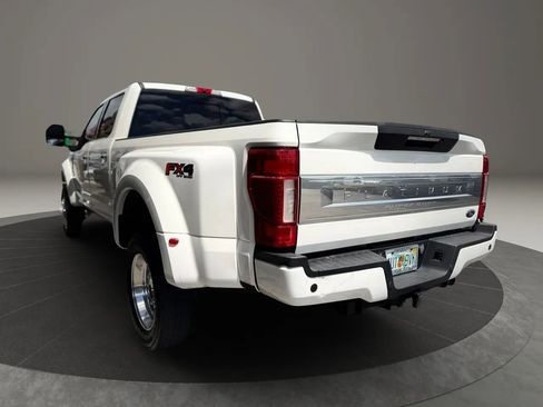 Used 2022 Ford F450 Platinum w/ FX4 Off-Road Package image 9