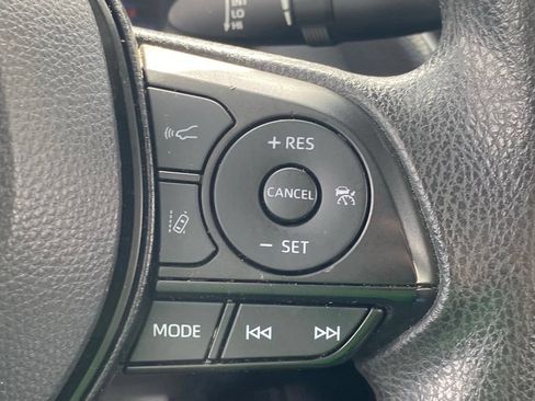 Used 2021 Toyota Corolla LE FWD image 26