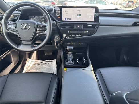 Certified 2025 Lexus ES 350 w/ Premium Package image 15