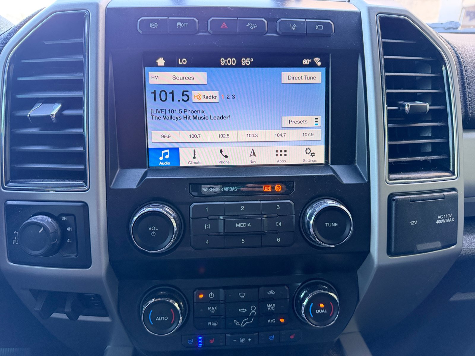 Used 2019 Ford F350 Lariat w/ Lariat Ultimate Package AWD/4WD image 12