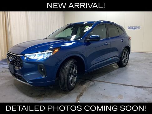 Used 2023 Ford Escape ST-Line Select w/ Tech Pack #2 AWD/4WD image 7