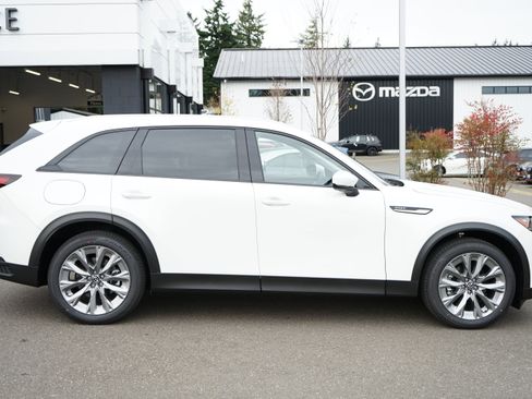 New 2026 MAZDA CX-90 Plug-In Hybrid w/ Preferred image 2