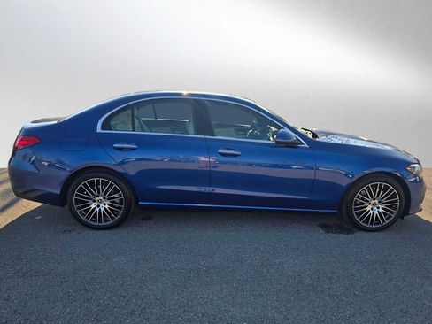 Used 2025 Mercedes-Benz C 300 Sedan image 2