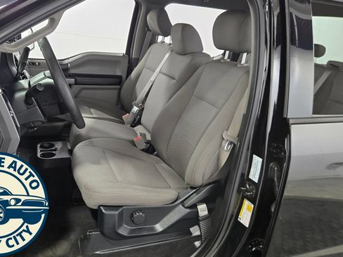 Used 2018 Ford F150 XLT AWD/4WD image 24