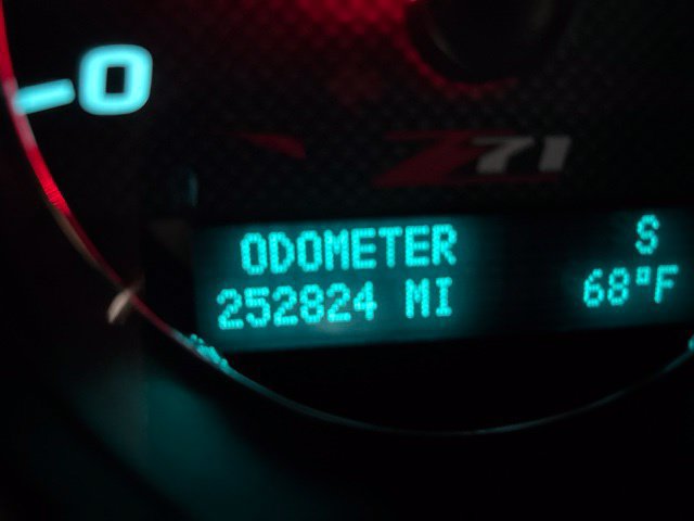 Used 2009 GMC Sierra 1500 SLT w/ All-Terrain Package AWD/4WD image 14