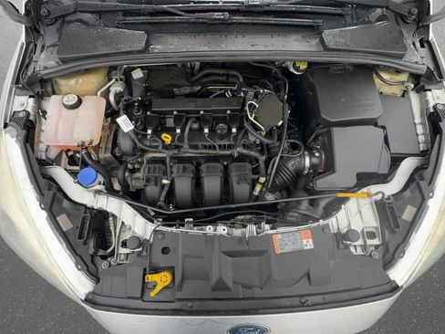 Used 2015 Ford Focus S FWD image 19