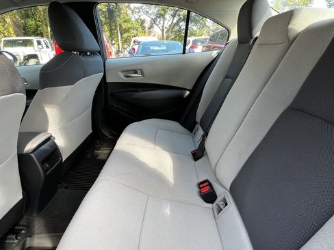 Used 2020 Toyota Corolla L image 32