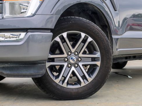 Used 2022 Ford F150 XL w/ STX Appearance Package RWD image 2