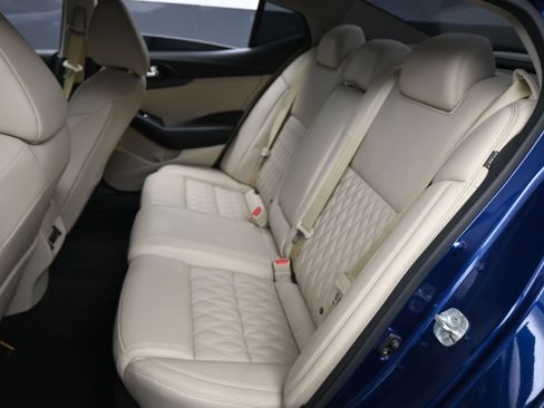 Used 2023 Nissan Maxima Platinum w/ Sport Mat Group image 12