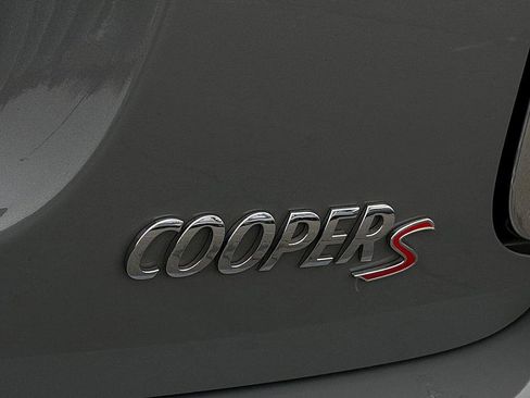 Used 2015 MINI Cooper S image 27