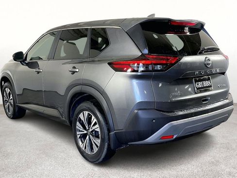 Used 2022 Nissan Rogue SV image 17