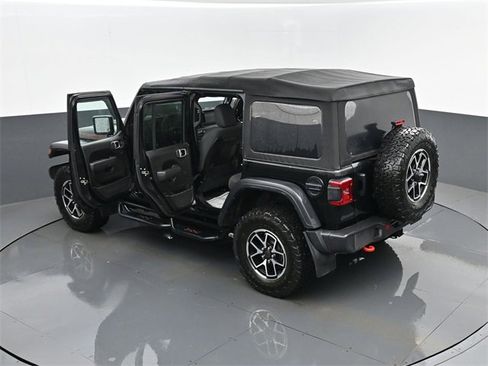 Used 2024 Jeep Wrangler Unlimited Rubicon image 26