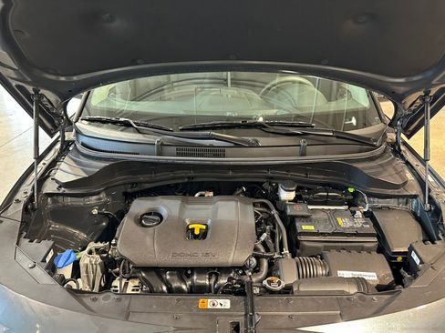 Used 2025 Kia Soul LX w/ LX Technology Package image 32