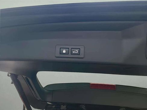 Used 2022 Subaru Ascent Premium w/ Convenience Package image 26