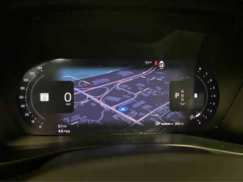 Used 2026 Volvo XC40 B5 Ultra w/ Protection Package Premier image 18