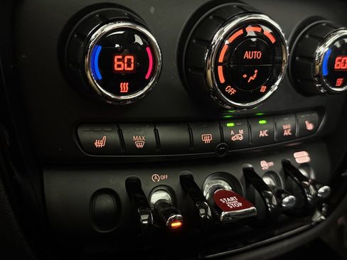 Used 2019 MINI Cooper Clubman S w/ Premium Package FWD image 26