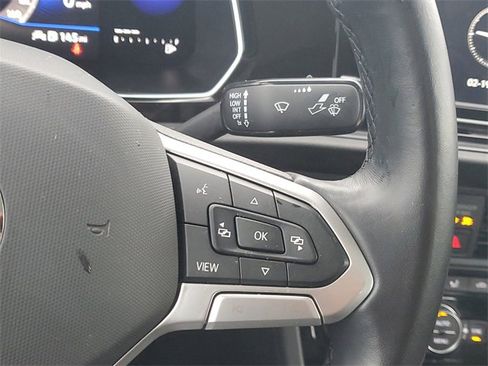 Used 2023 Volkswagen Jetta SE image 21